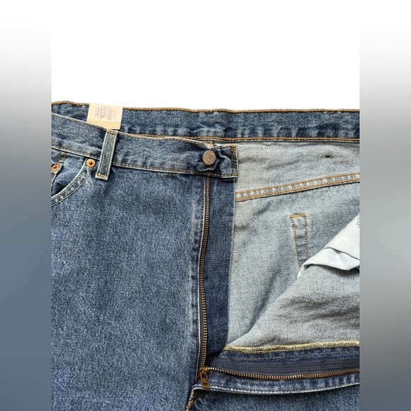 LEVI MEN'S BIG & TALL 550 RELAXED FIT JEANS  46 X 34 - Picture 6 of 10